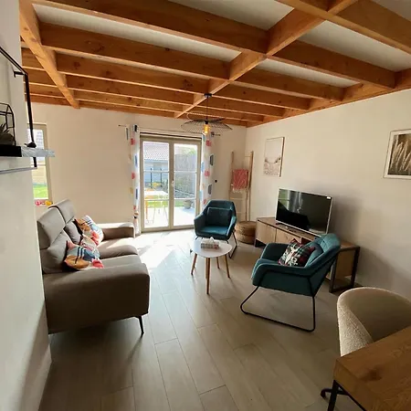 Beautiful Polder House Near Koksijde, Cleaning Included Koksijde